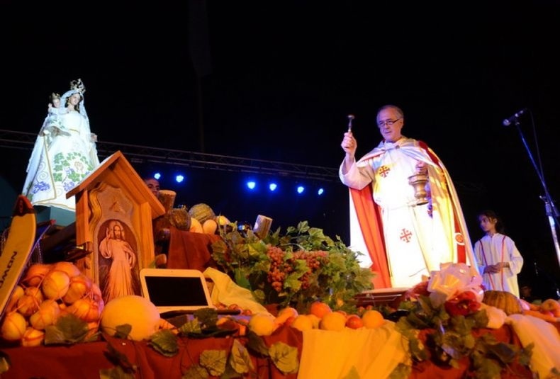 Santa Rosa eleva su plegaria: Se celebra la tradicional Bendición de los Frutos 2026  