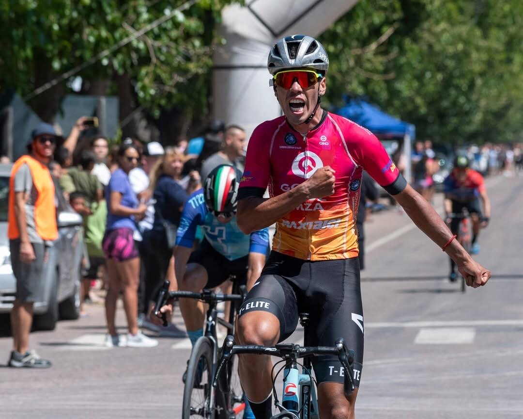 Matías Contreras se consagró campeón del Campeonato Mendocino de Ruta en Rivadavia