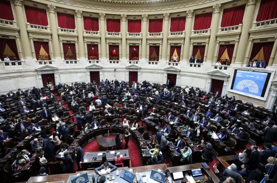 Diputados opositores logran convocatoria a sesión especial por el caso $LIBRA