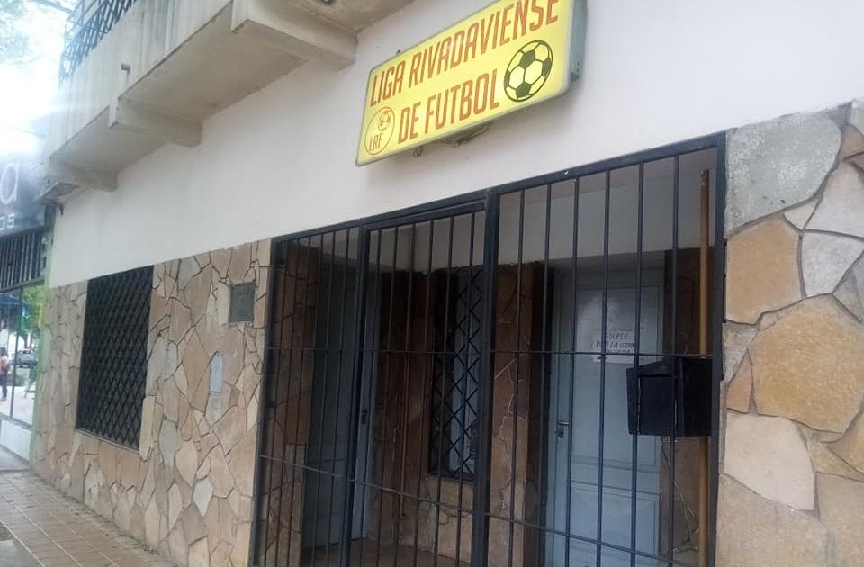 El f&uacute;tbol regional avanza: la Liga Rivadaviense ampl&iacute;a los servicios, la cobertura m&eacute;dica y tecnolog&iacute;a para 2026