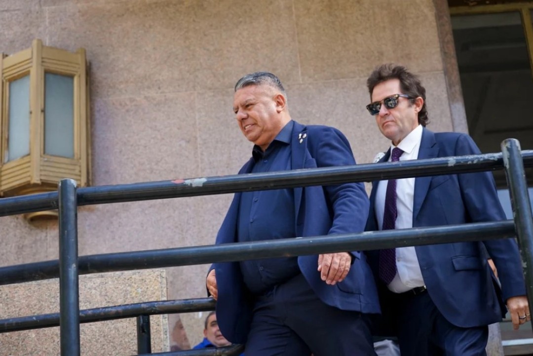 El f&uacute;tbol argentino, en el banquillo: Tapia declar&oacute; ante la Justicia y la AFA no para de sumar causas