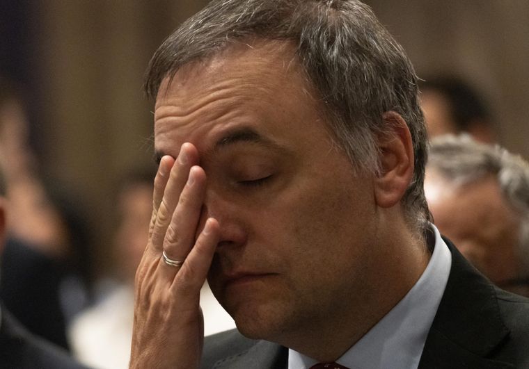 La sombra de los 65 mil d&oacute;lares: una "deuda de palabra" que acorrala a Adorni