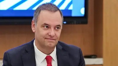 Operativo Blindaje: la Oficina Anticorrupci&oacute;n "estira" los plazos justo cuando Adorni no puede explicar su patrimonio