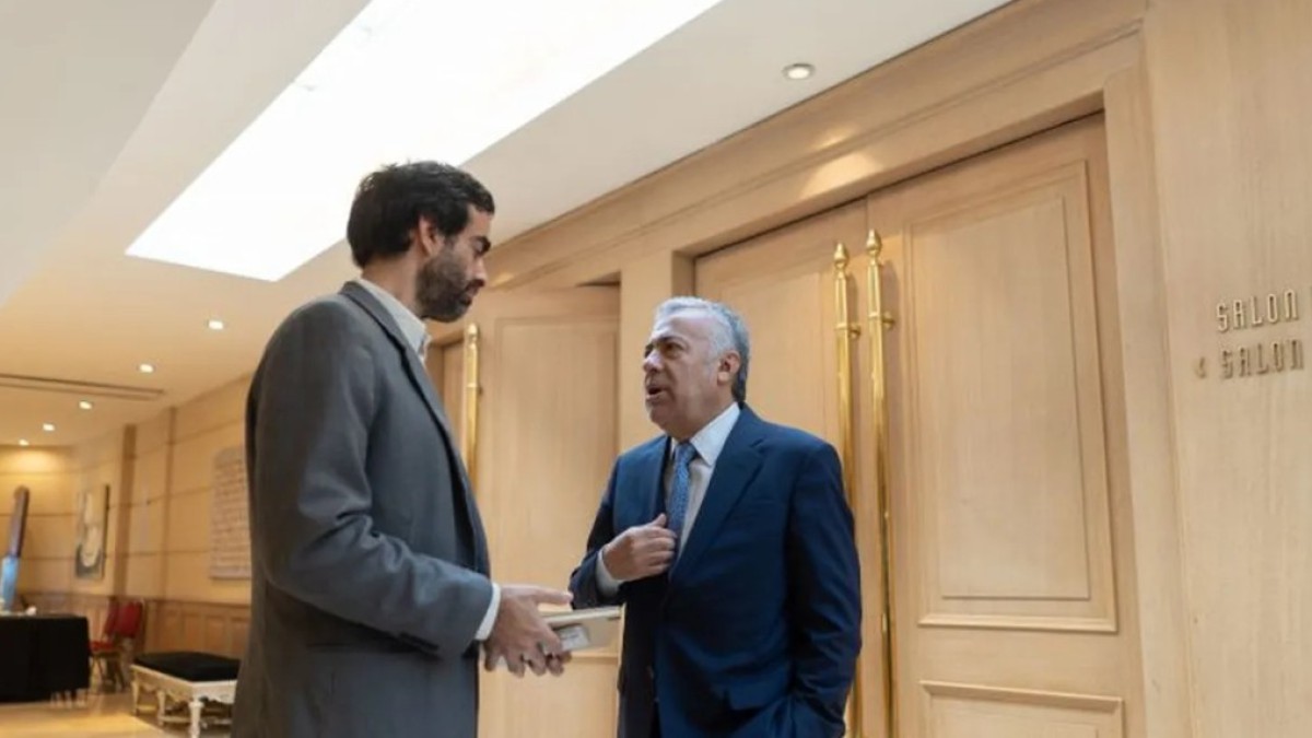 El retorno al mercado: Mendoza busca $130.000 millones para surfear la ola de una deuda que no da tregua