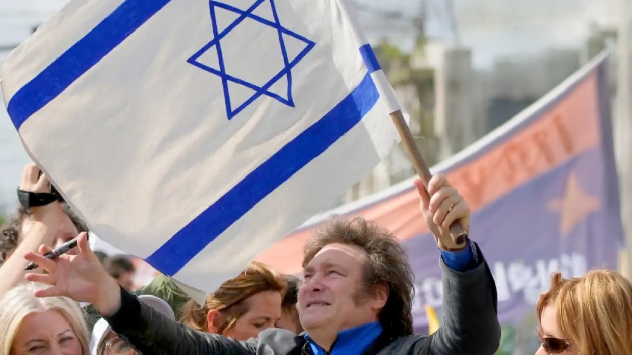 Sale el 38: Milei viaja a Israel en su momento m&aacute;s cr&iacute;tico