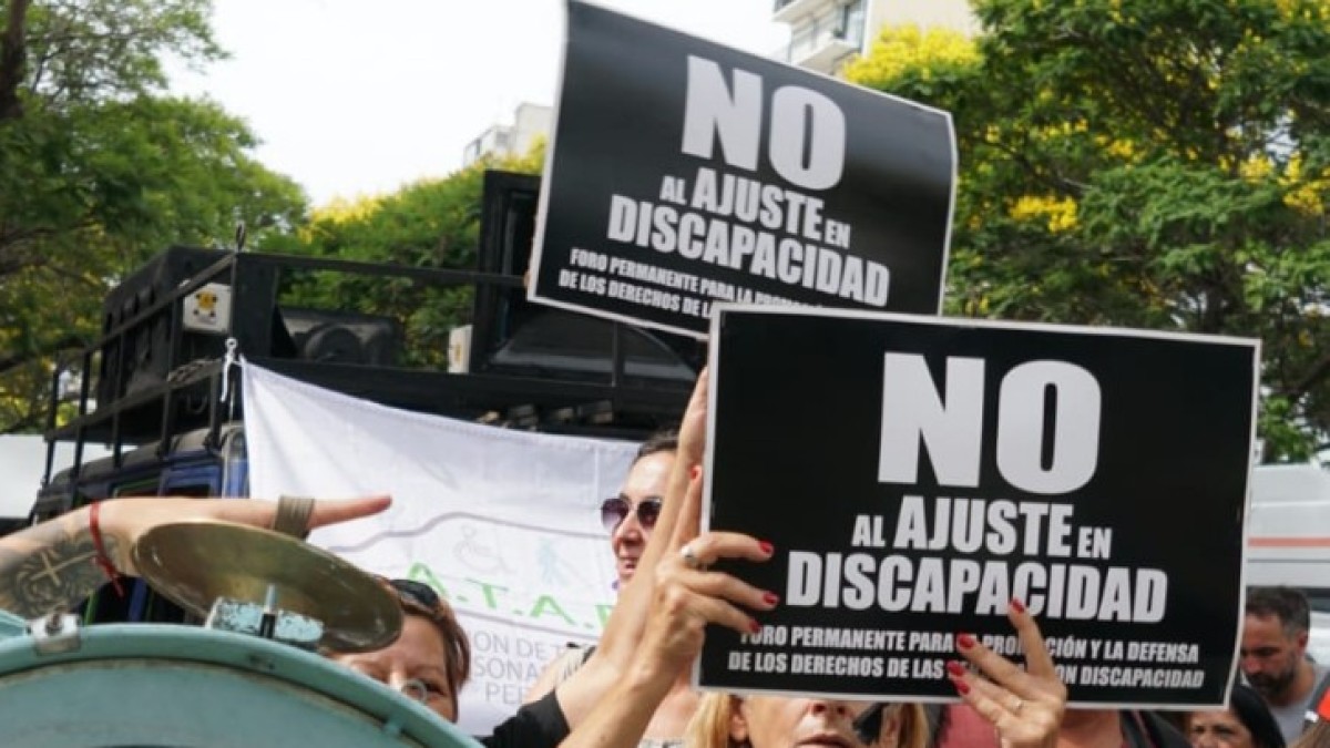 La burocracia del desamparo: el plan oficial para recortar pensiones por discapacidad bajo sospecha de fraude