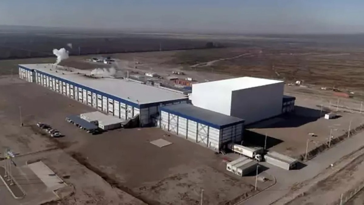 El agua como moneda de cambio: Cornejo entreg&oacute; pozos por 50 a&ntilde;os a Calcaterra primo de Macri