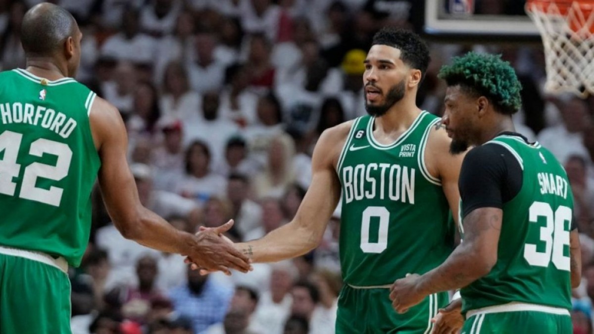 En el último tiro los Celtics empatan la serie y quedan a un paso de hacer historia