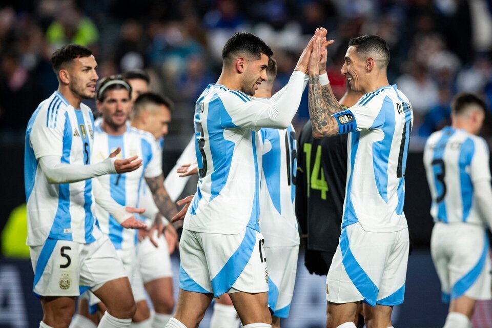 La Selección Argentina se Prepara para Enfrentar a Ecuador en un Amistoso en Chicago