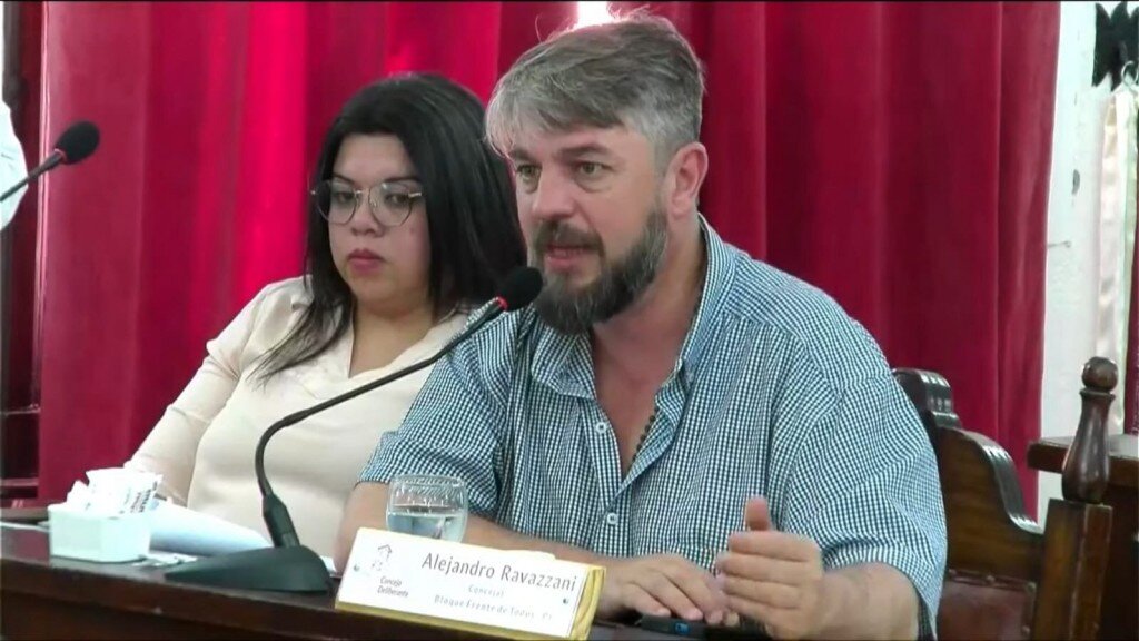 El Concejal Alejandro Ravazzani criticó la Gestión Nacional y exigió mayor transparencia en la distribución de alimentos