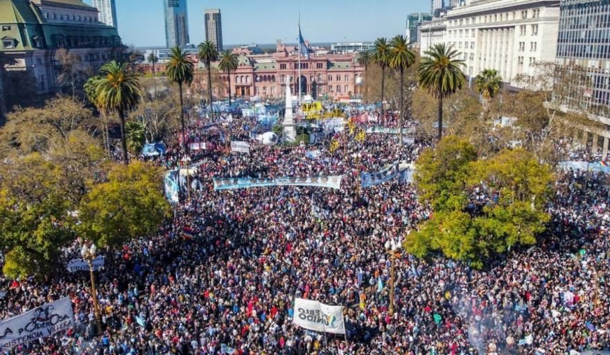 Cristina Kirchner desafió al poder judicial y político con un mensaje electoral: “Vamos a volver con más fuerza”