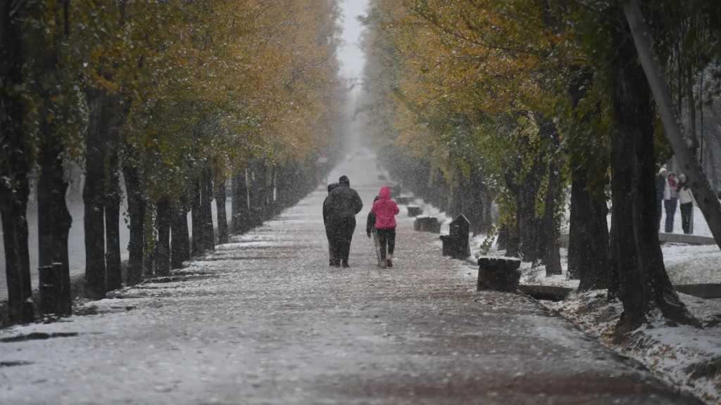 Mendoza bajo alerta naranja por nevadas intensas y fr&iacute;o extremo