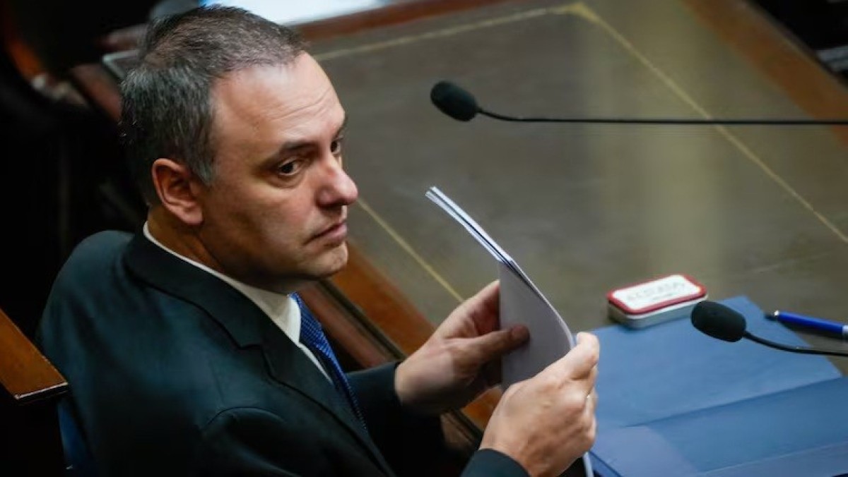 Pasan los d&iacute;as y crece la tensi&oacute;n: qu&eacute; preocupa al Gobierno por la declaraci&oacute;n jurada de Adorni