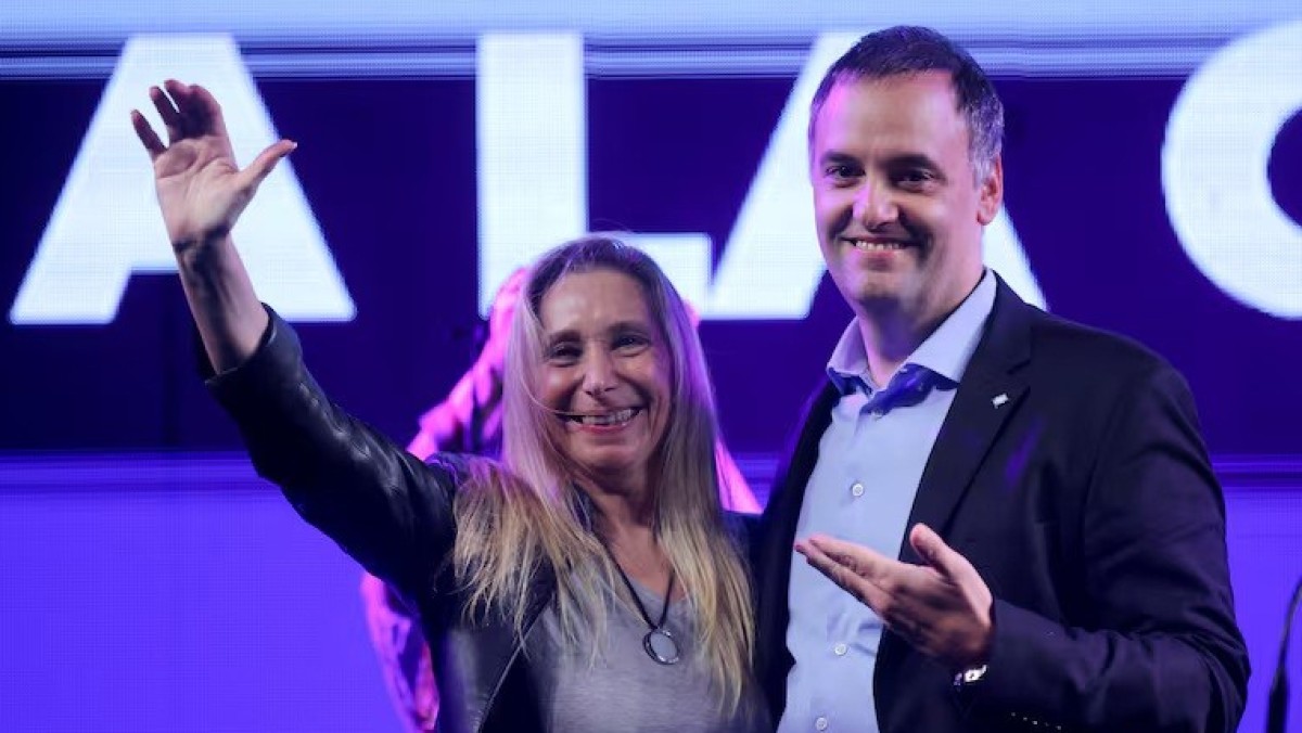 Karina Milei busca sacar a Adorni del radar: eval&uacute;an enviarlo al exterior mientras crece la presi&oacute;n del Senado