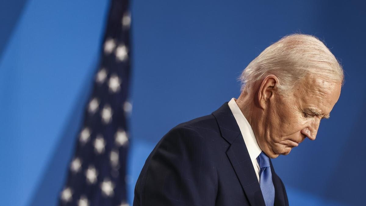 Joe Biden Renuncia a la Candidatura Demócrata y Apoya a Kamala Harris