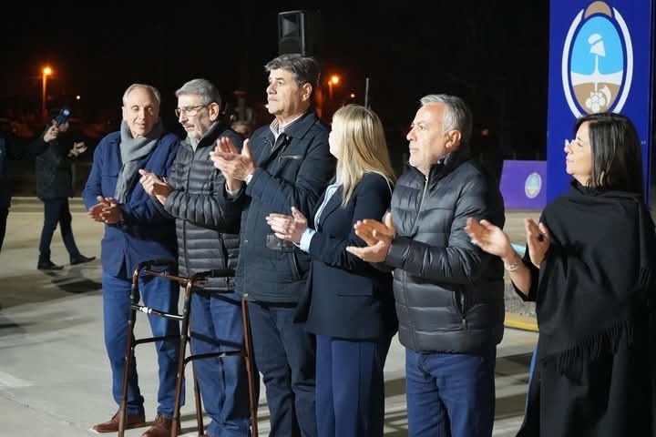 El palo de Mansur en plena inauguración: ‘Una década para 4 km, A este ritmo, vamos a tener que esperar 40 años para que se termine”