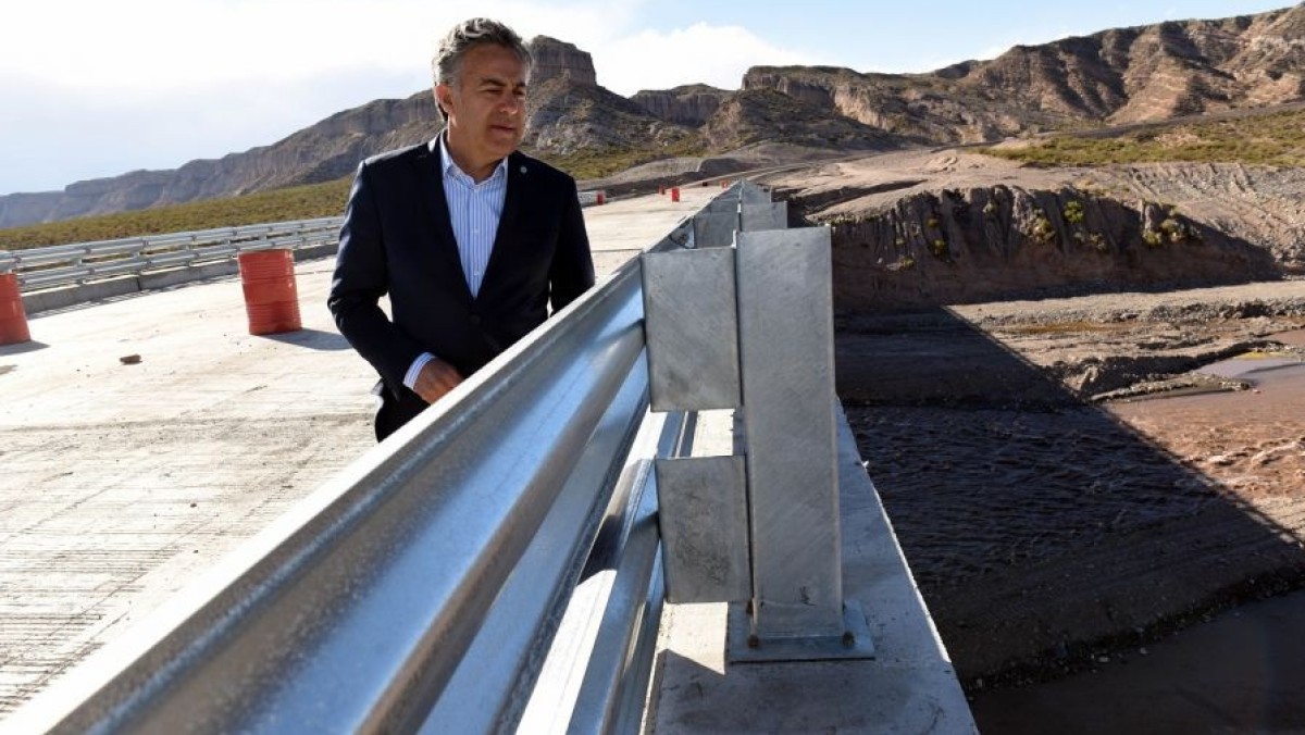 Cornejo confirma los peajes en Mendoza: el costo de recuperar rutas caer&aacute; sobre los usuarios