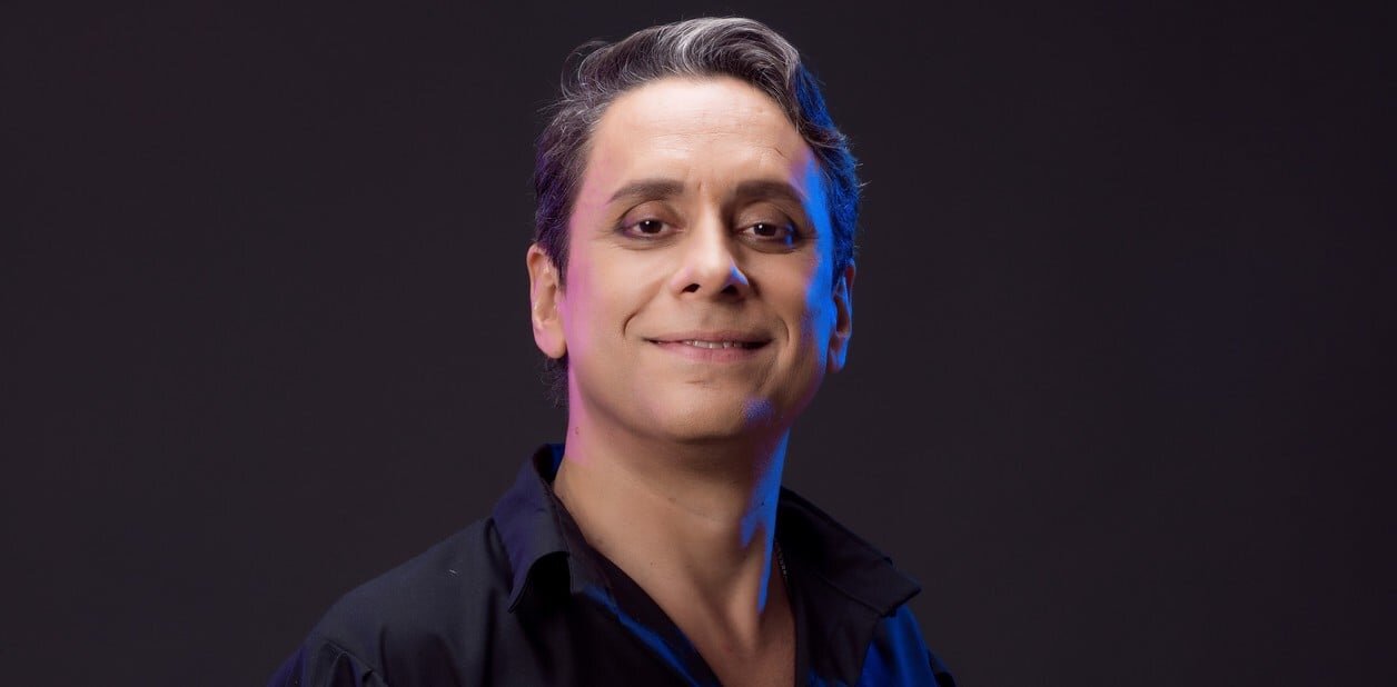 Juan Rodo protagonista de Drácula el musical, la legendaria obra Argentina