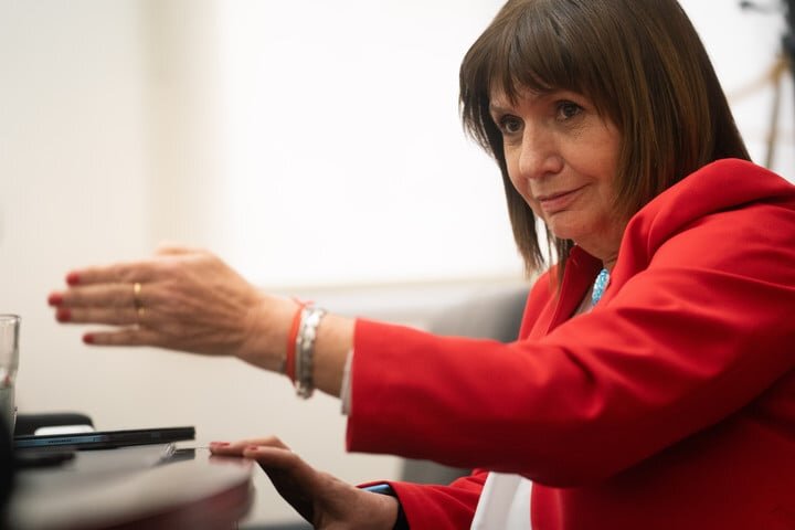 Patricia Bullrich emparejar en economía, refugiarse en seguridad y llamar a la unidad las bases de la campaña 