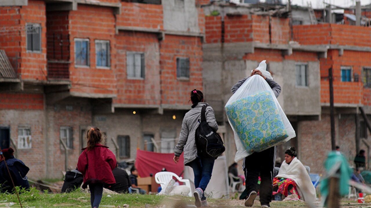 El impacto del gobierno de Milei: más de cinco millones de argentinos caen en la pobreza