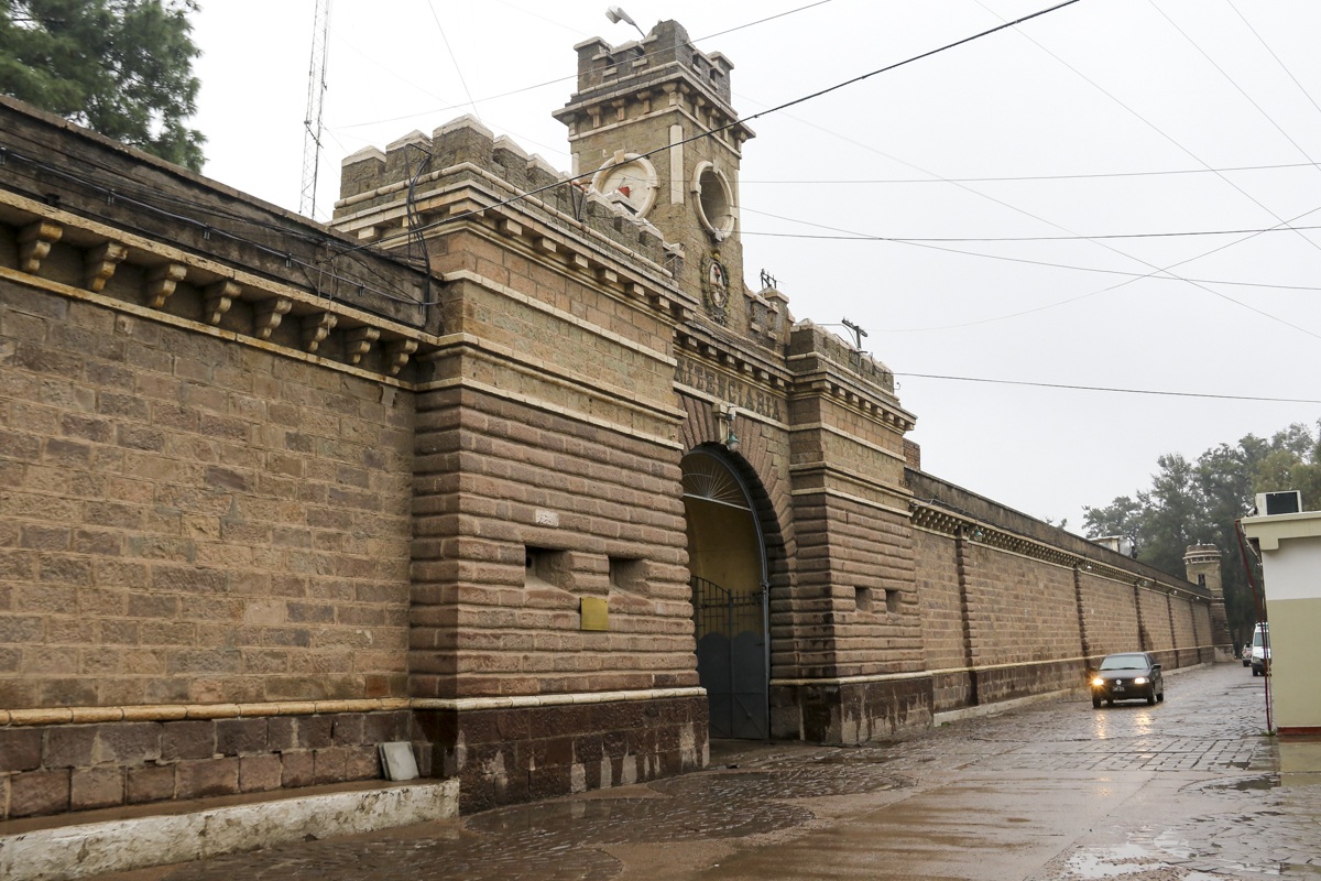 Violento motín en la cárcel de San Felipe: internos exigían el traslado de un preso condenado por homicidio