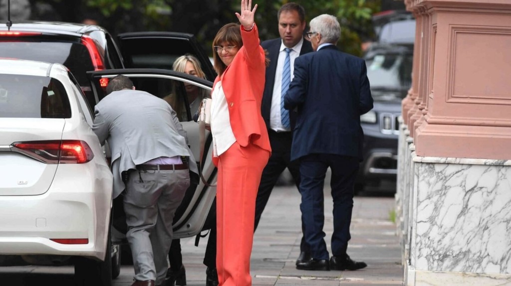 Bullrich mira a 2027 y pone en alerta a la mesa chica de Milei