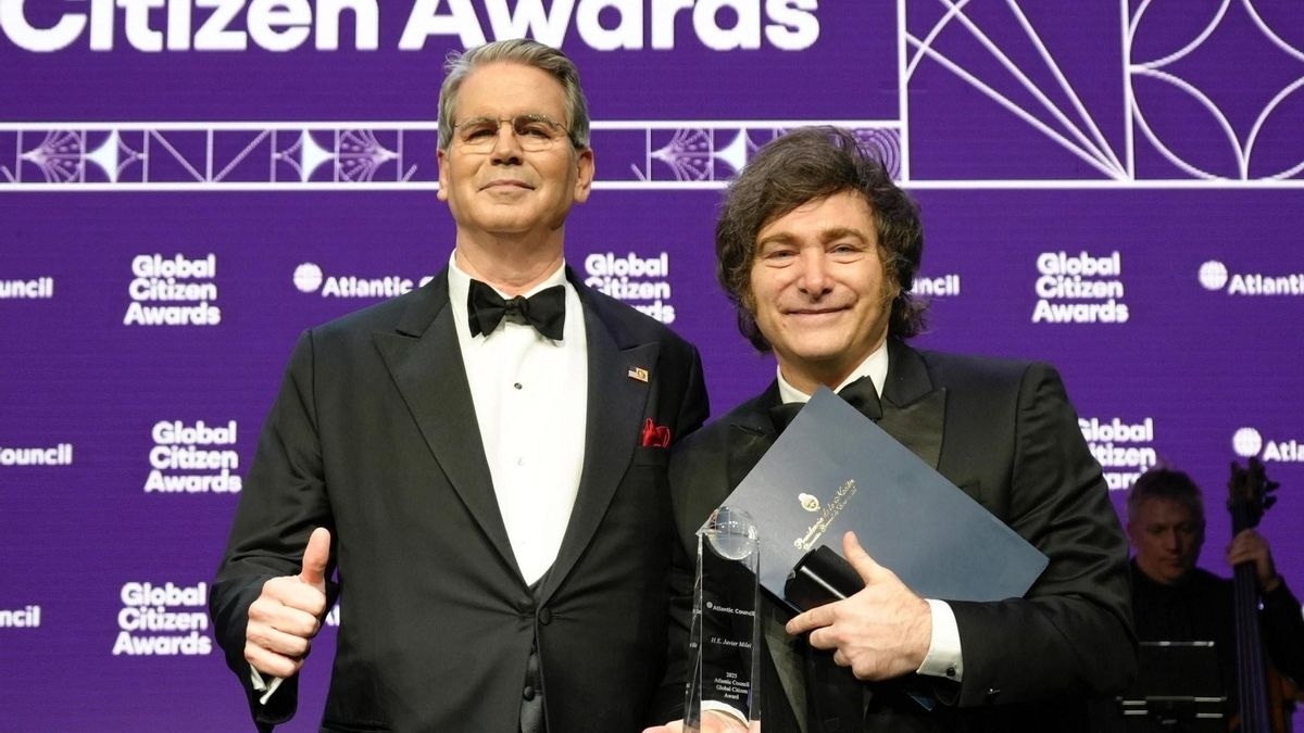 Bessent se llevó los dólares y dejó una nueva deuda al Banco Central