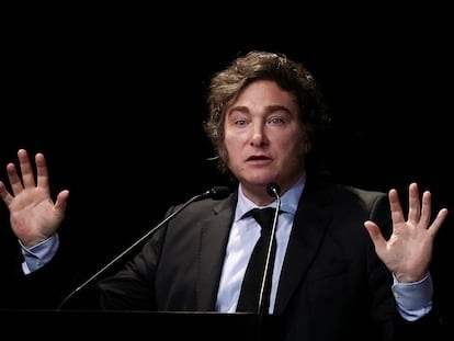 Pimco le marca la cancha a Milei: “Dejen flotar el peso o no habrá inversión, punto final”