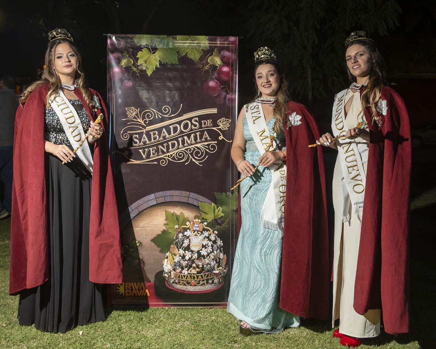 Rivadavia Celebró la Coronación de las Reinas Vendimiales 2025 de Ciudad, Santa María de Oro y Mundo Nuevo